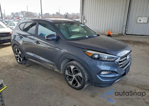2016 Hyundai Tucson Limited z USA, uszkodzony, nr VIN KM8J33A25GU158166